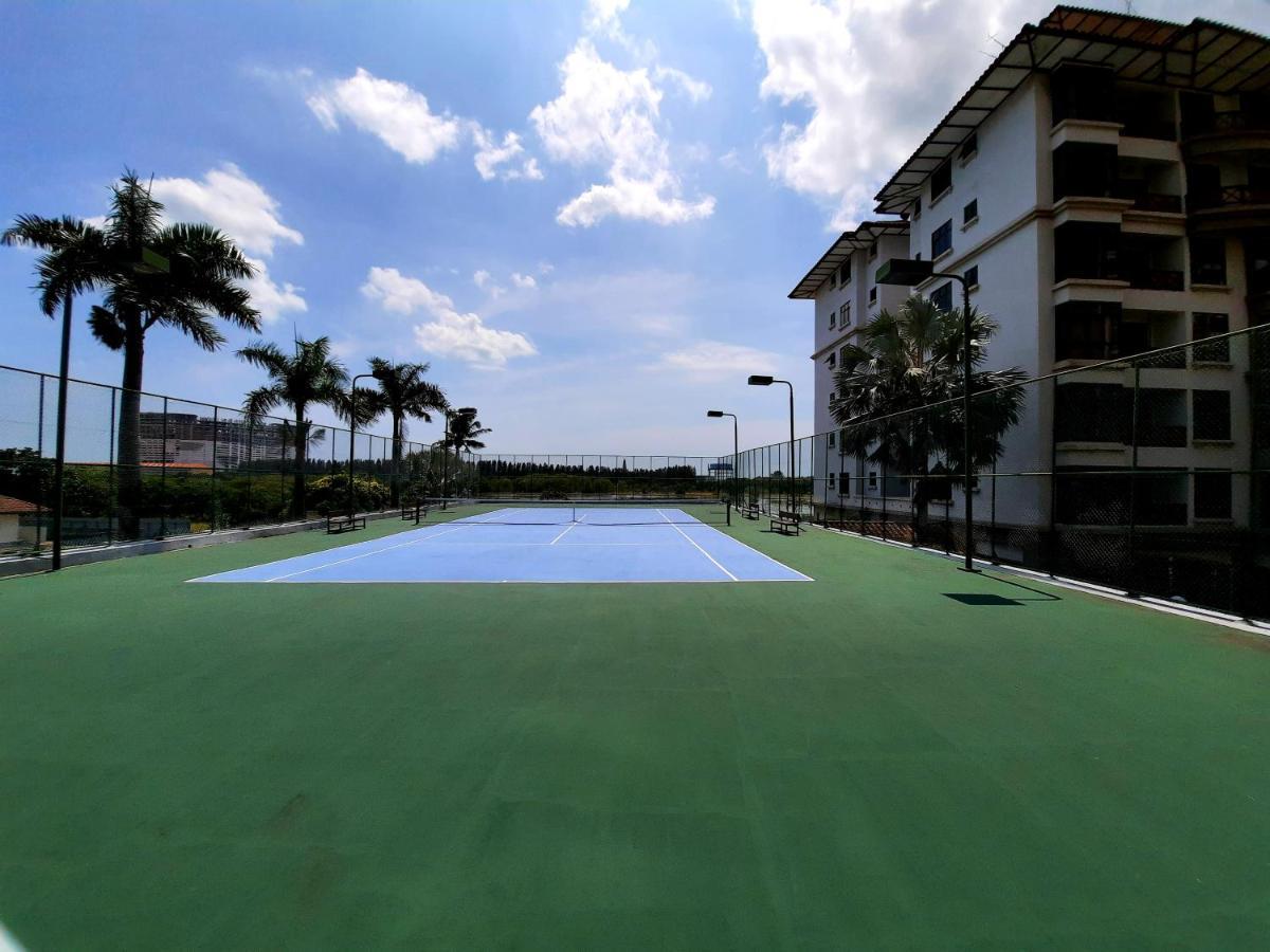 Good2Stay Apartment 6-8Pax L 3R2B L 2 Parking L Coway Water L Unifi I Swimming Pool Malacca エクステリア 写真