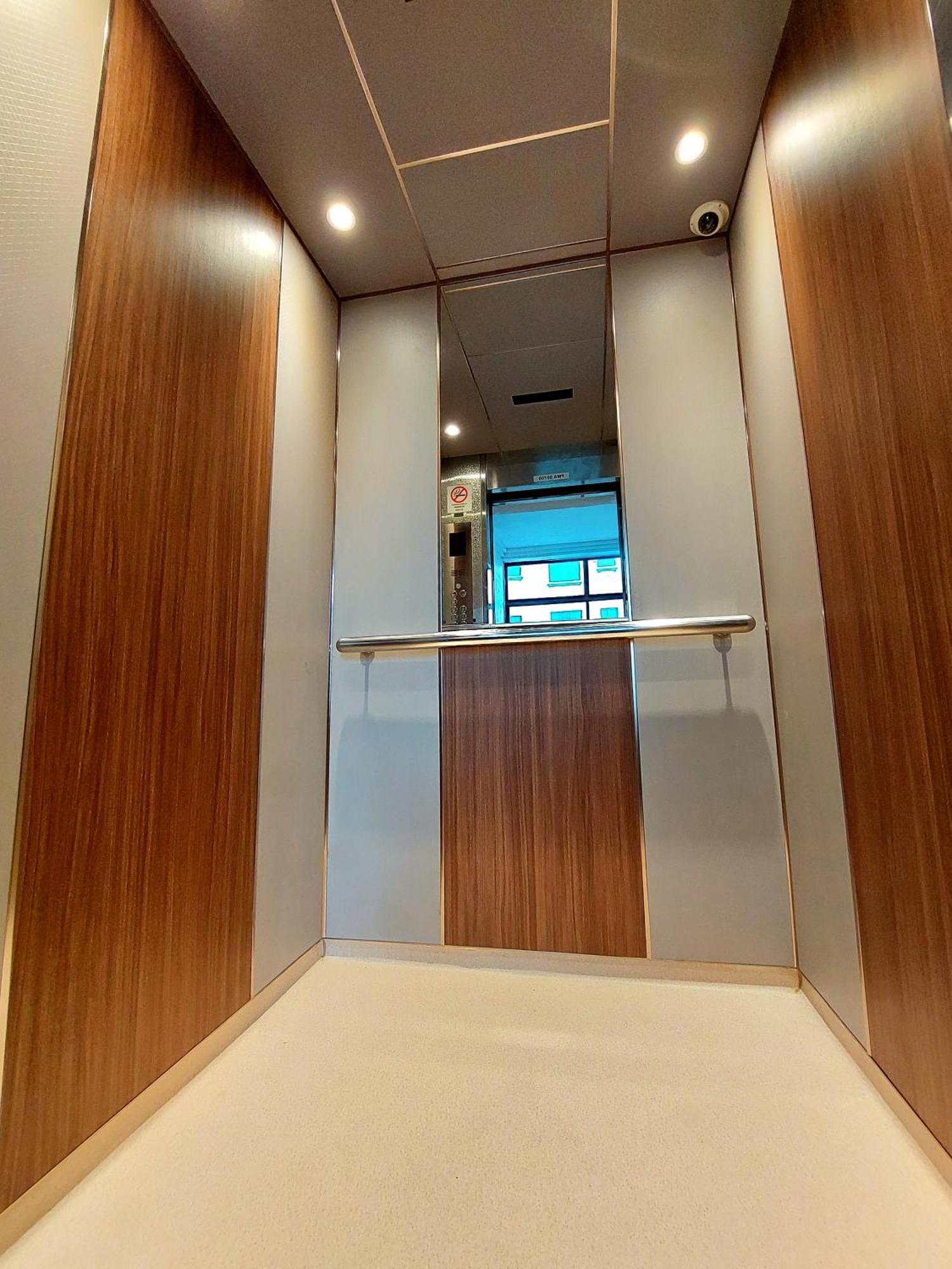 Good2Stay Apartment 6-8Pax L 3R2B L 2 Parking L Coway Water L Unifi I Swimming Pool Malacca エクステリア 写真