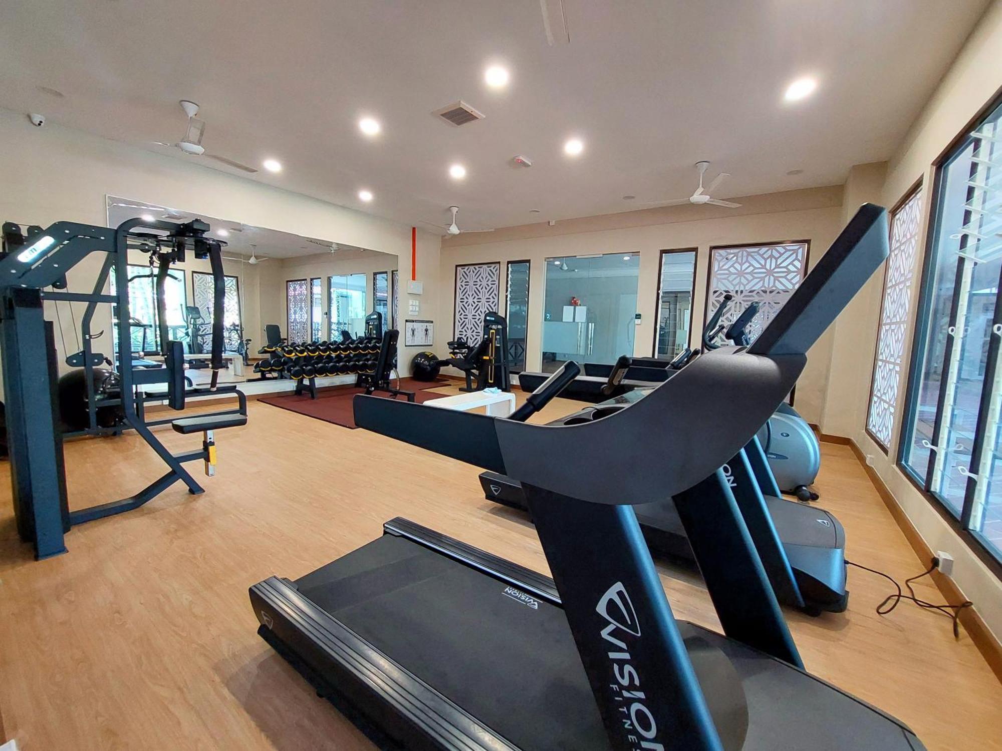Good2Stay Apartment 6-8Pax L 3R2B L 2 Parking L Coway Water L Unifi I Swimming Pool Malacca エクステリア 写真