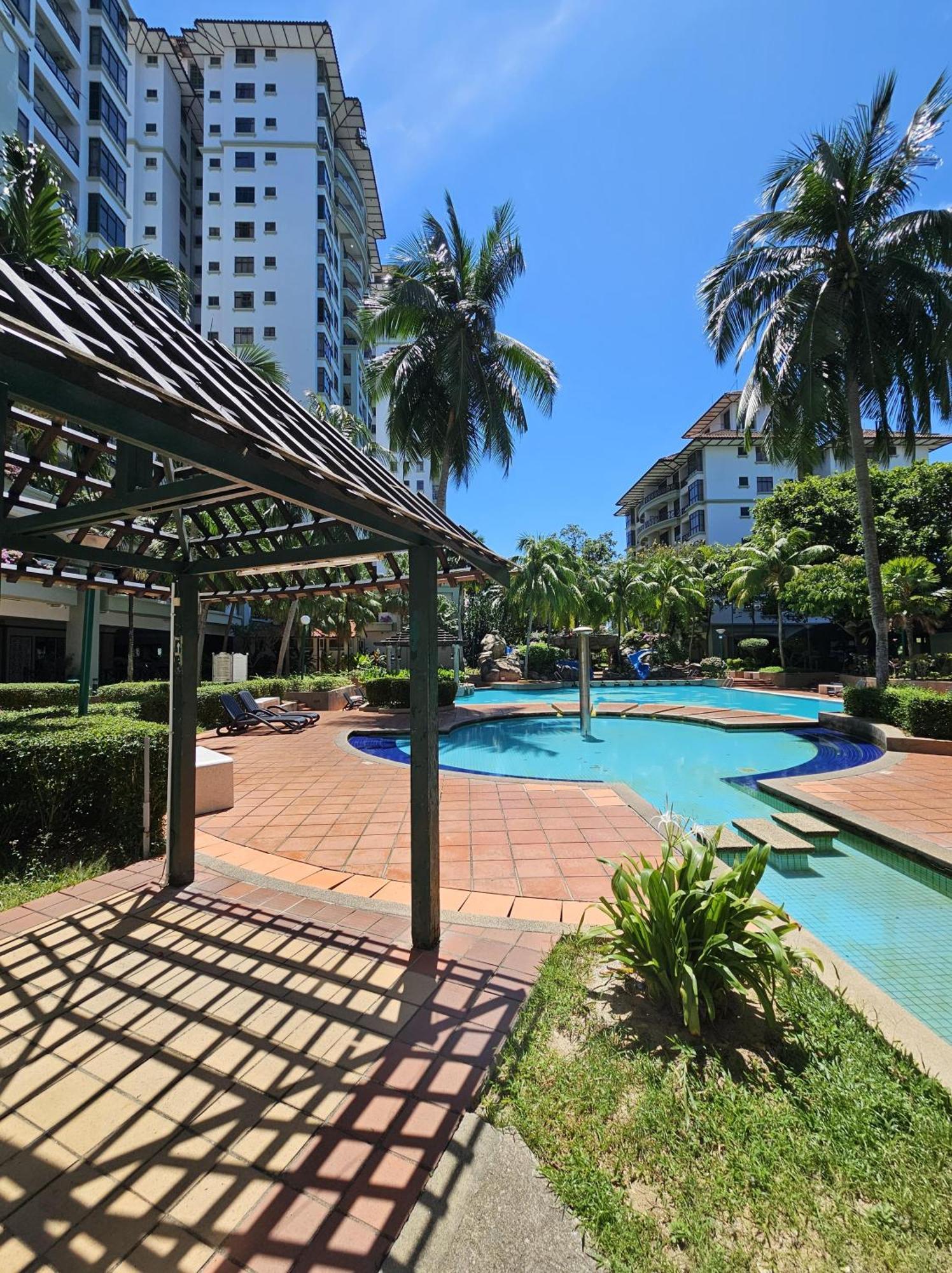 Good2Stay Apartment 6-8Pax L 3R2B L 2 Parking L Coway Water L Unifi I Swimming Pool Malacca エクステリア 写真